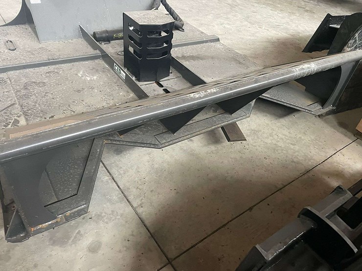 cid-78"-brush-cutter-image-9