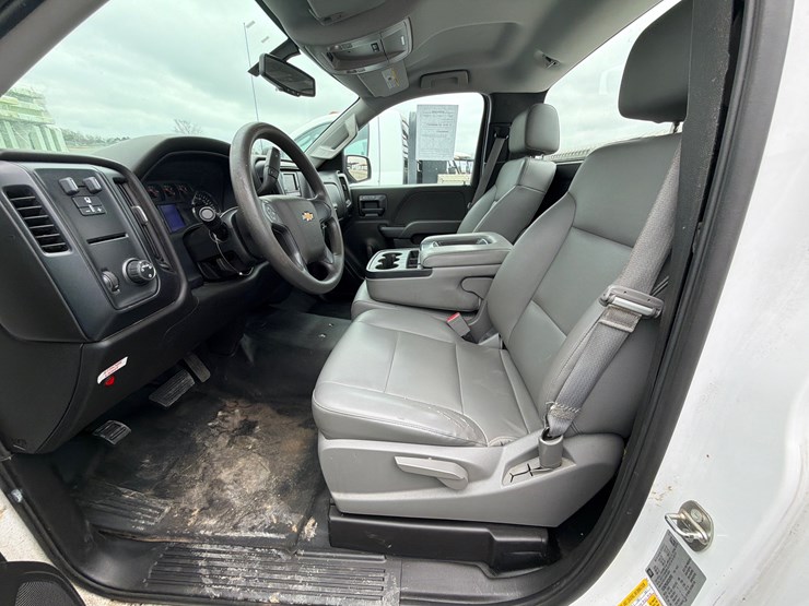 2015-chevrolet-1500-image-12