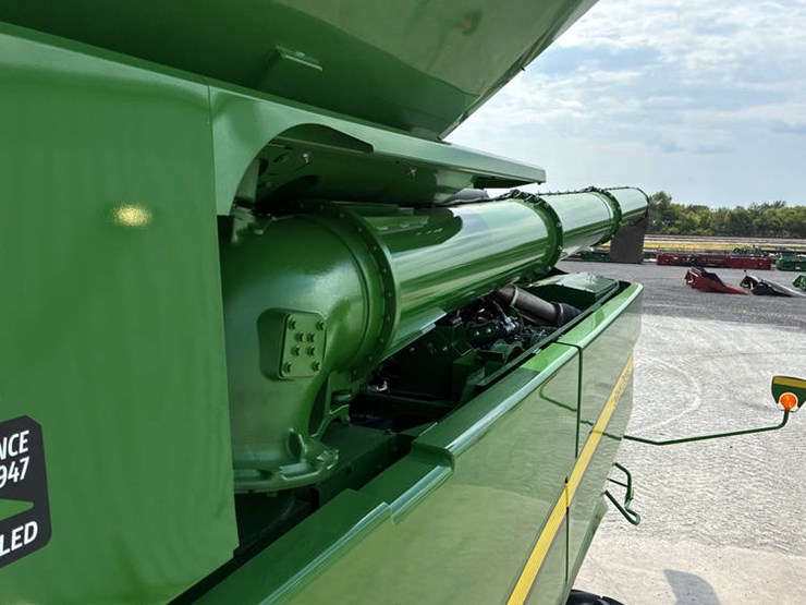 2022-john-deere-s780-image-110