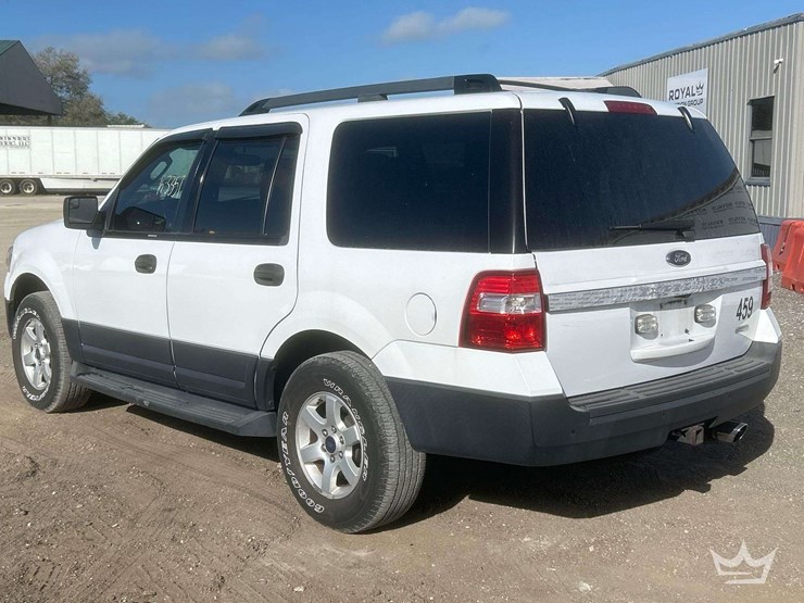 2017-ford-expedition-image-4