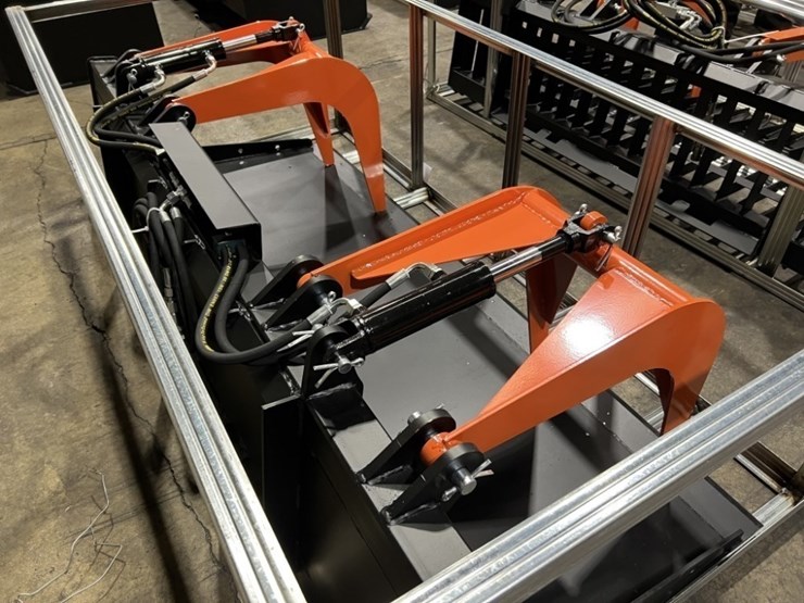 2026-pabreak-rgb240-grapple-bucket-image-3