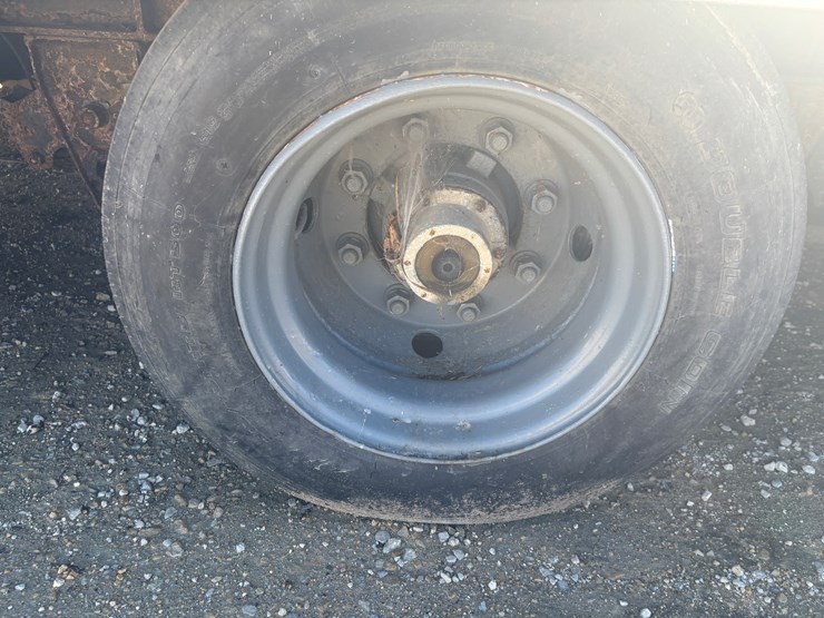 #2320-•-2008-interstate-30'-tri-axle-equipment-trailer-image-66