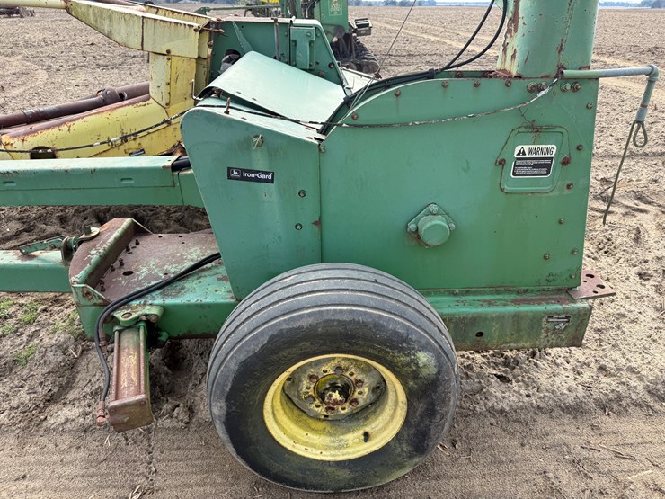 john-deere-3950-image-8