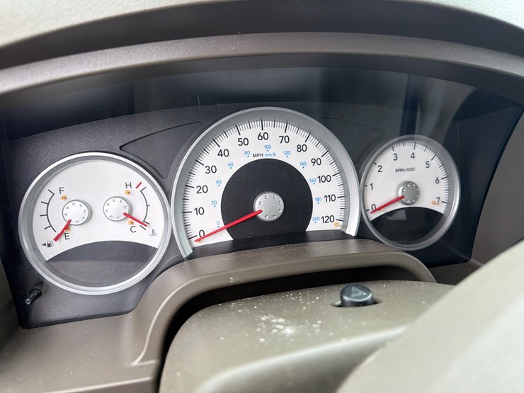 2005-dodge-dakota-slt-image-15