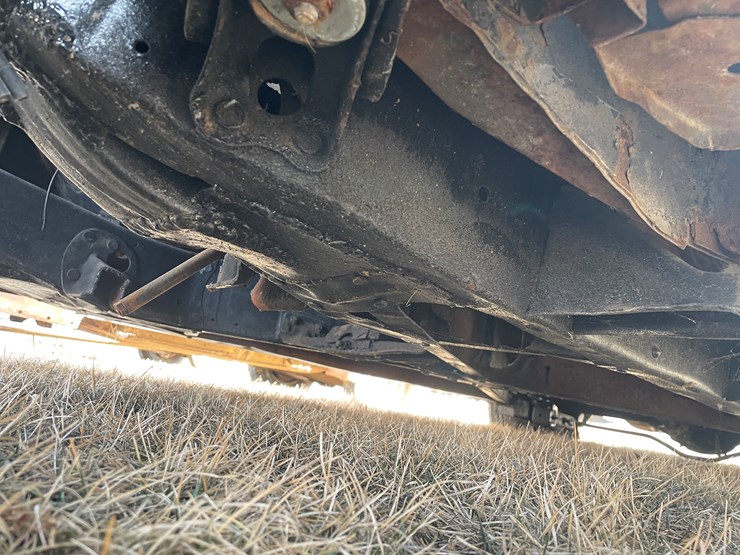 #4203-•-1947-buick-super-sedan,-(has-title)-image-11