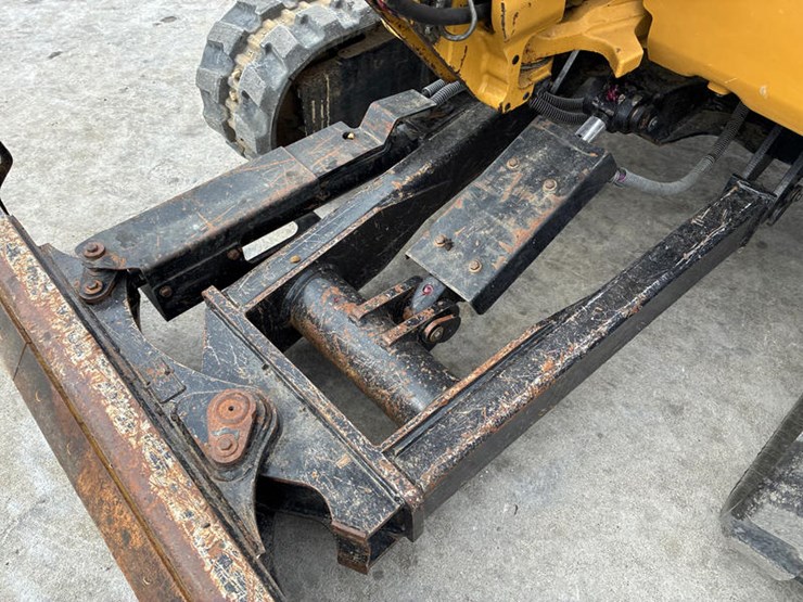 2021-caterpillar-303.5e2-cr-image-24