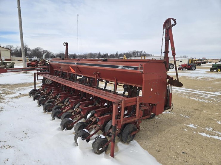 case-ih-5400-image-11