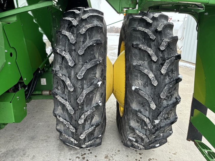 2018-john-deere-s780-image-33