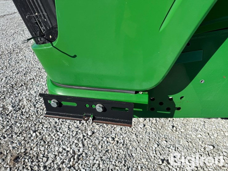 2015-john-deere-9370r-image-9