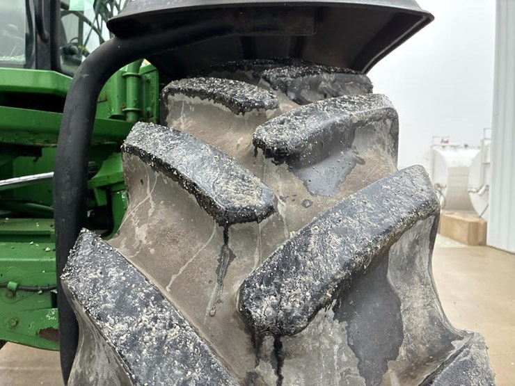 2005-john-deere-4920-image-52