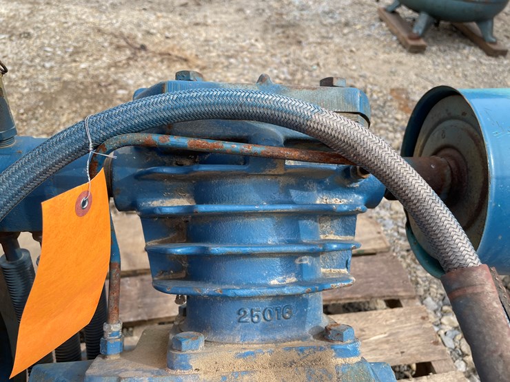 #4262-•-ingersoll-rand-air-compressor-image-6