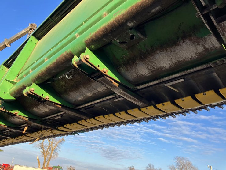 2005-john-deere-630f-image-26