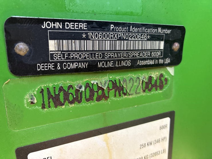 2022-john-deere-600r-image-2