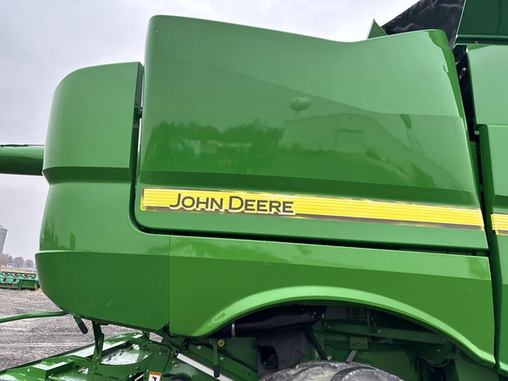 2014-john-deere-s680-image-12