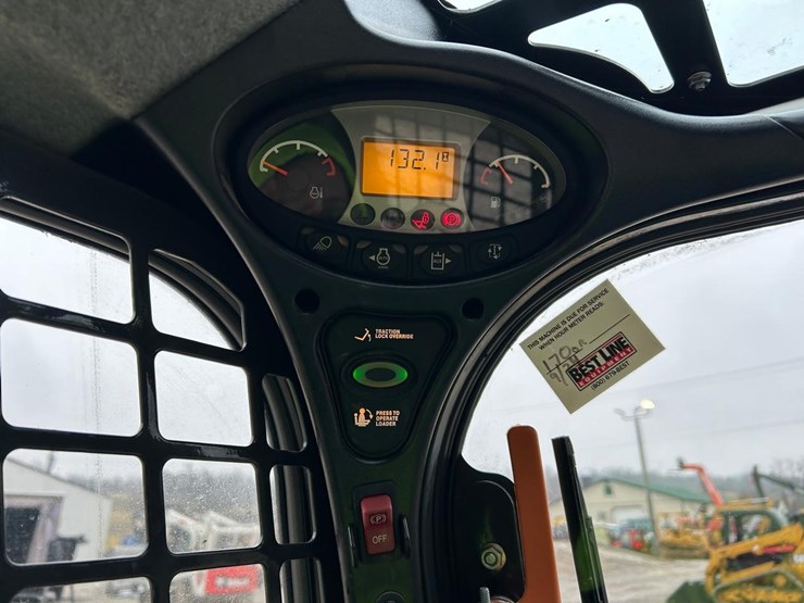 2023-bobcat-t450-image-23