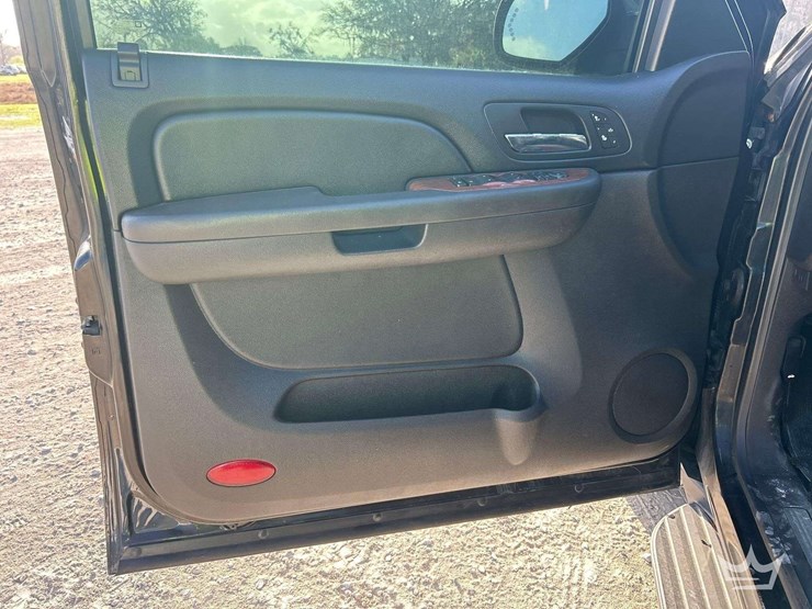 2008-gmc-yukon-xl-image-11