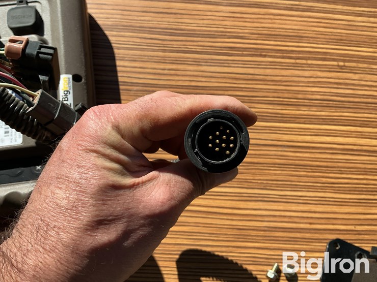 2013-john-deere-2630-image-11