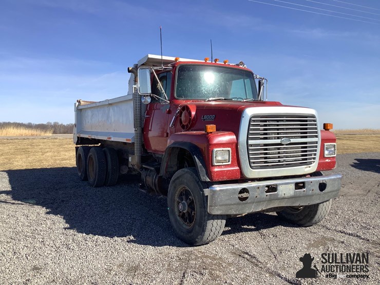 1989-ford-lt8000-image-3