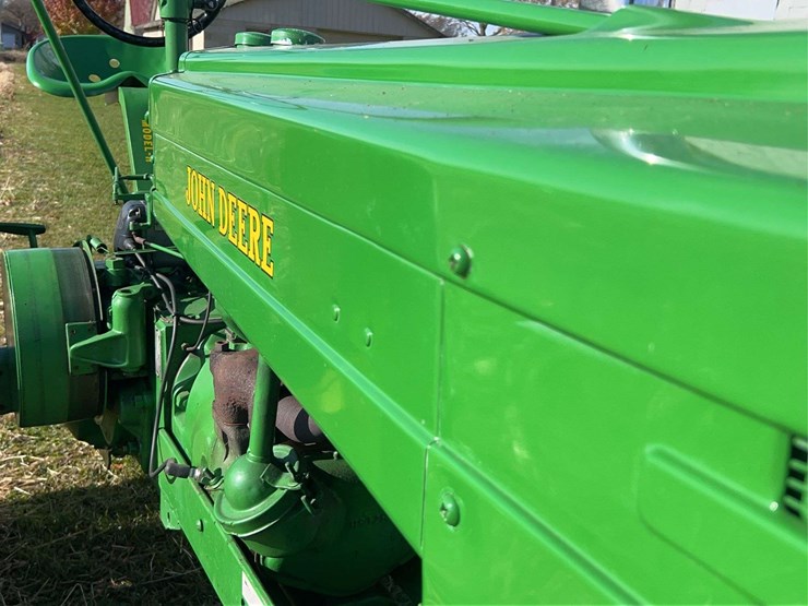 john-deere-h-image-11