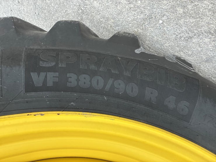 2021-john-deere-r4030-image-52