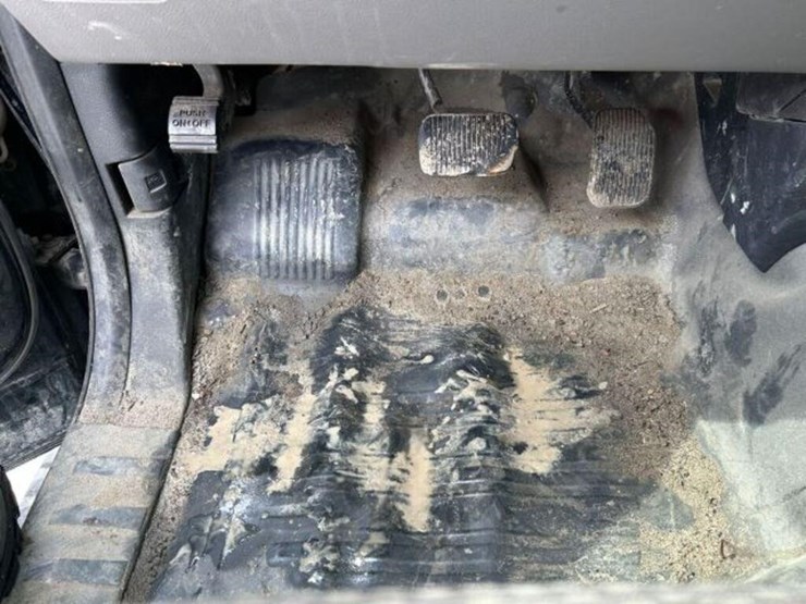 2016-ford-f150-xlt-image-15