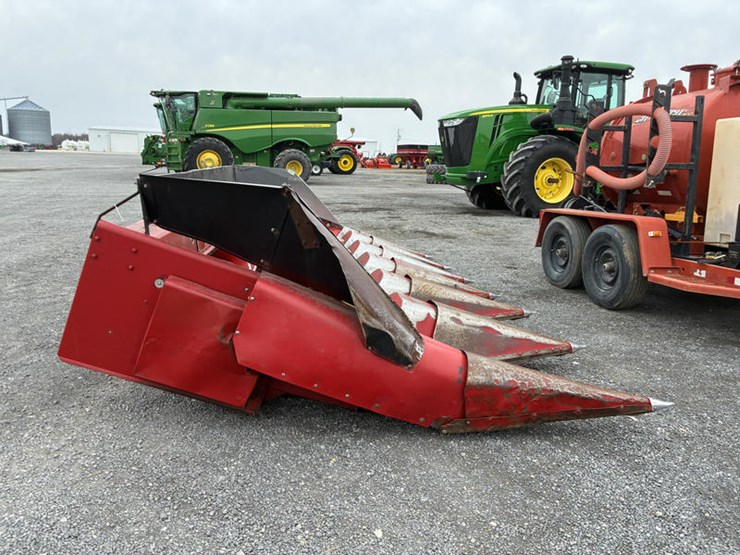 case-ih-1063-image-13
