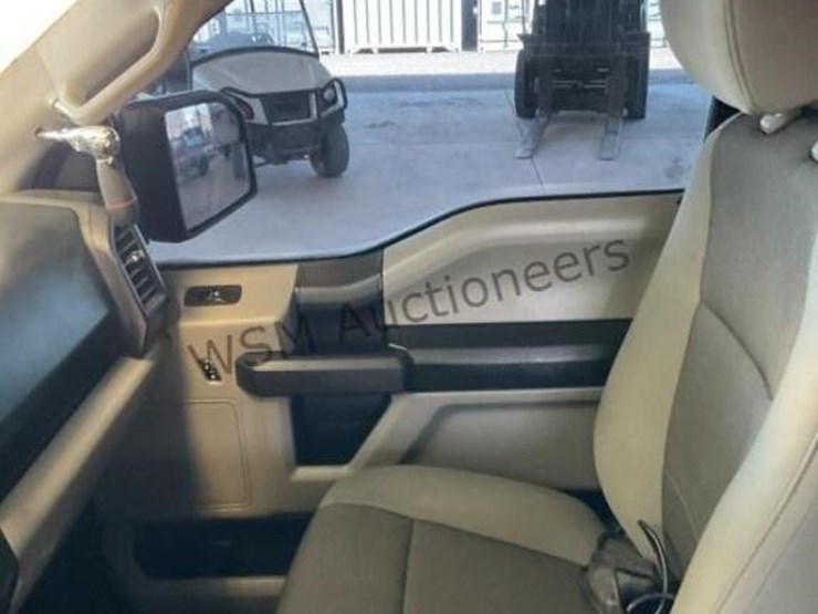 2017-ford-f150-xl-image-20