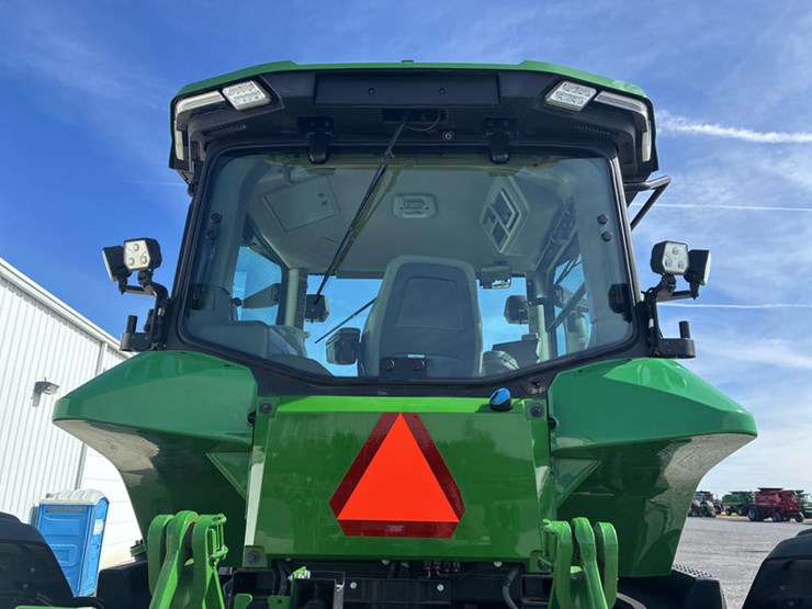 2021-john-deere-8rx-370-image-25
