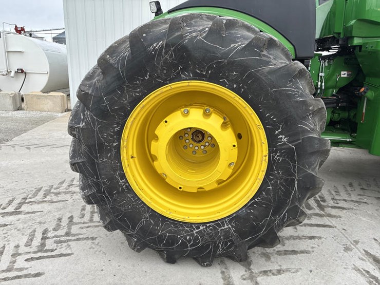 2025-john-deere-9r-590-image-63