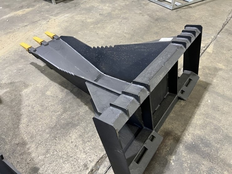 2026-pabreak-bt200-stump-bucket-image-4