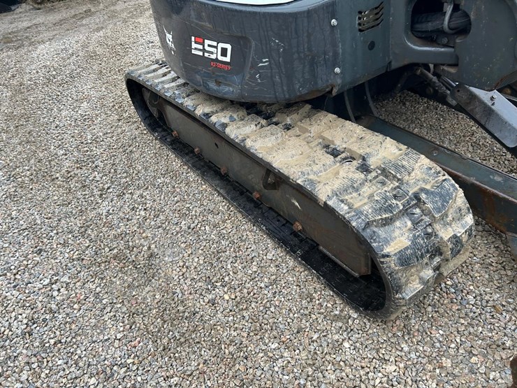 2022-bobcat-e50-image-12