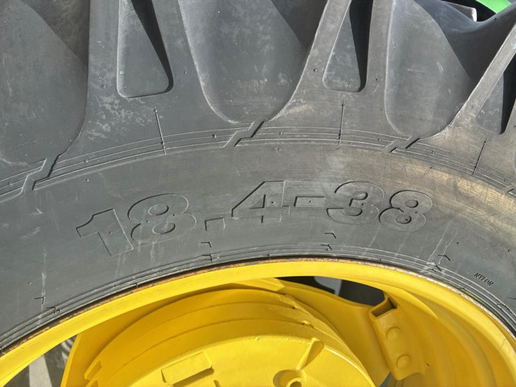 2009-john-deere-6115d-image-48