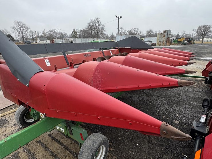 case-ih-1063-image-8