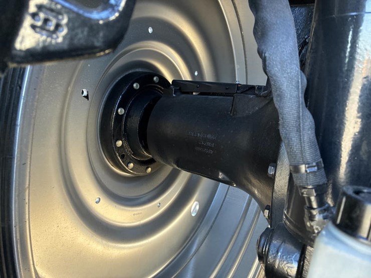 2024-case-ih-magnum-310-afs-connect-image-56