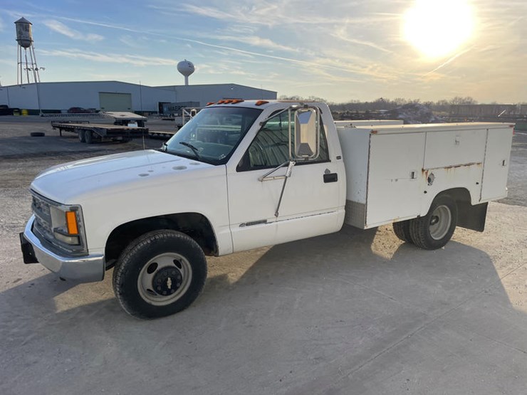 1997-chevrolet-3500-image-9