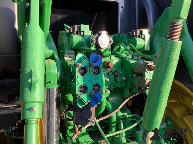 2014-john-deere-6170r-image-15