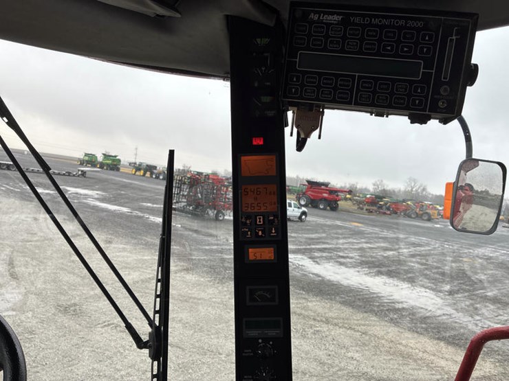 2000-case-ih-2388-image-100