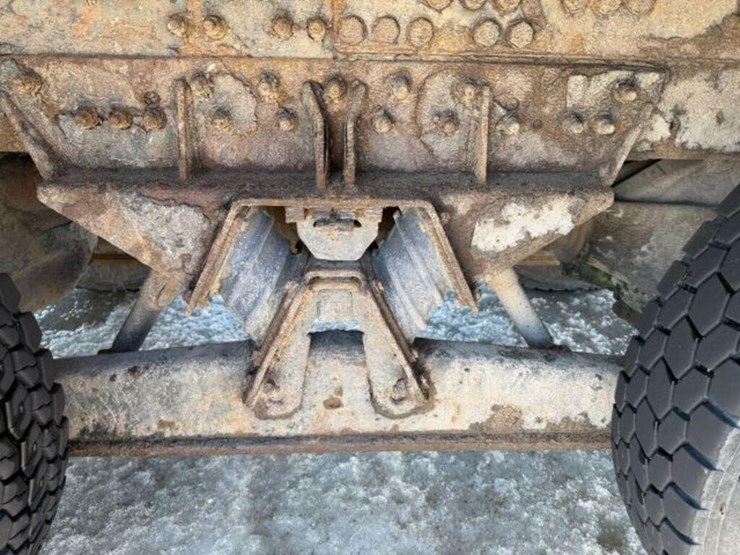 2008-mack-gu813-tri/a-boom/flatbed-truck-1m2ax16c9-image-68