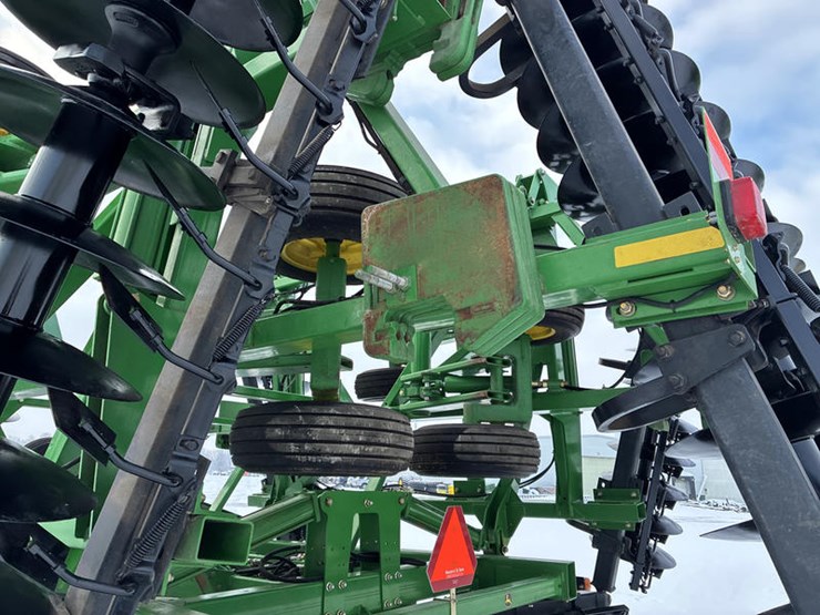 2008-john-deere-637-image-45