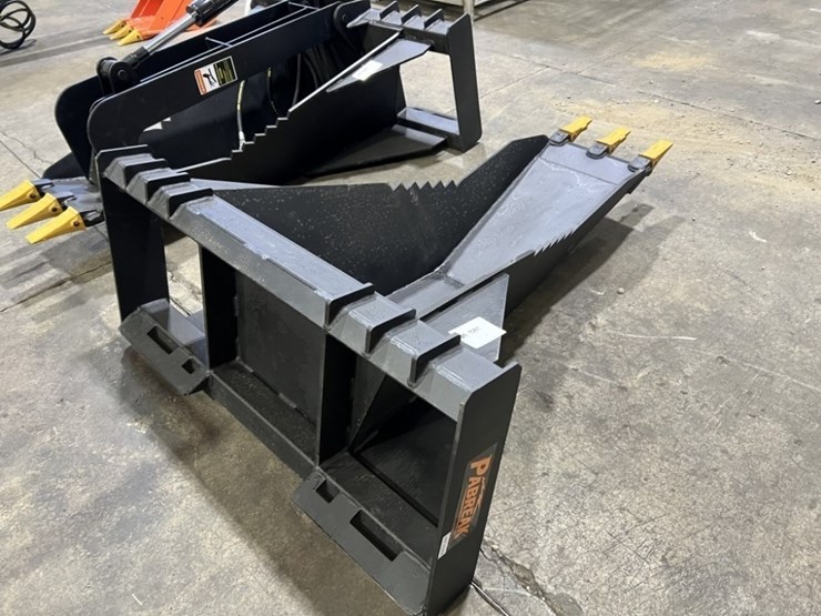 2026-pabreak-bt200-stump-bucket-image-3