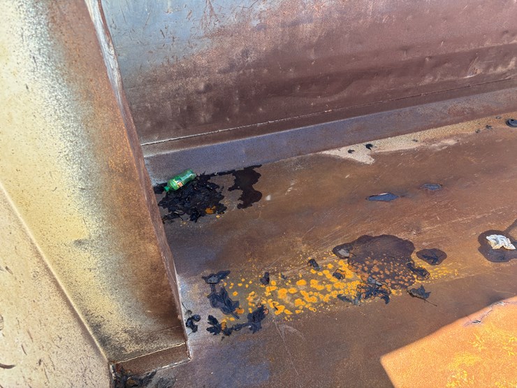 2009-peterbilt-340-image-53