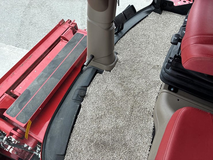 2024-case-ih-8250-image-95