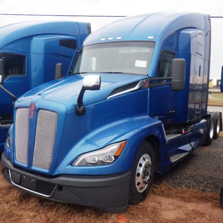 2023 KENWORTH T680