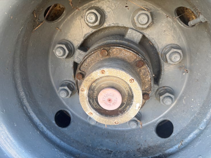 #2320-•-2008-interstate-30'-tri-axle-equipment-trailer-image-70