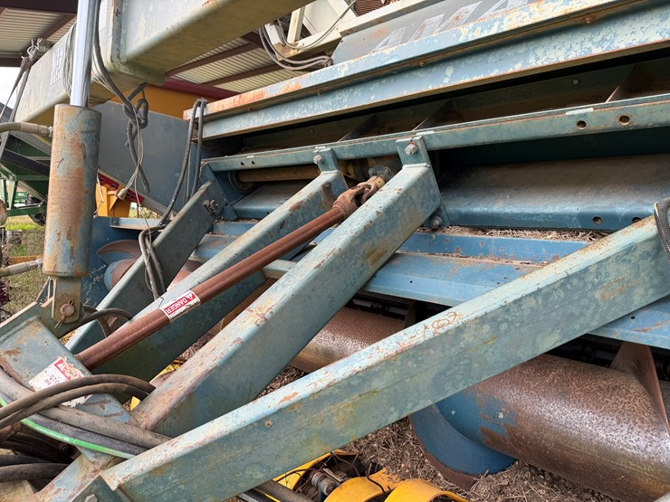 amadas-2100-image-13