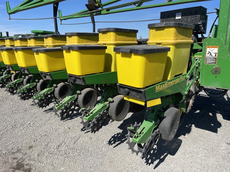 2004-john-deere-db90-image-86