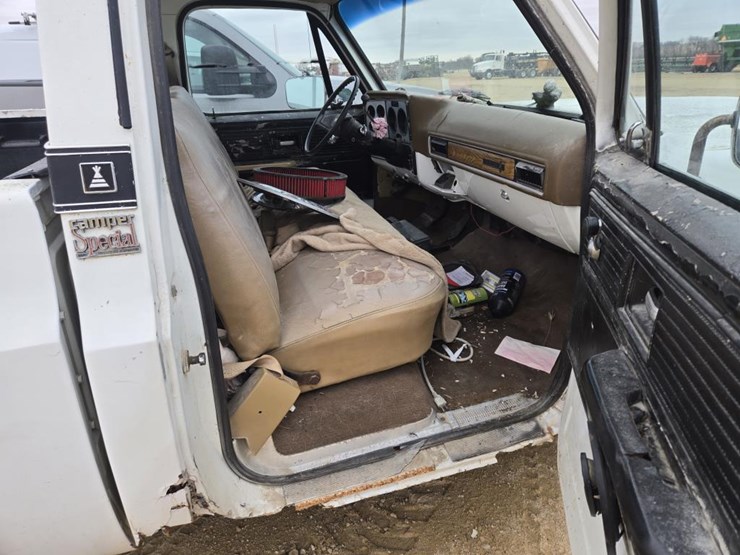 1977-chevrolet-c20-image-19