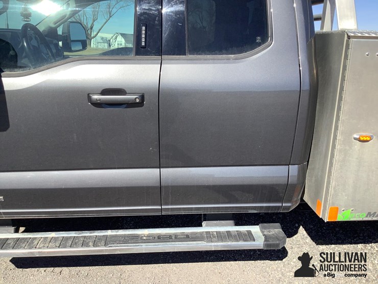 2023-ford-f250-lariat-image-14