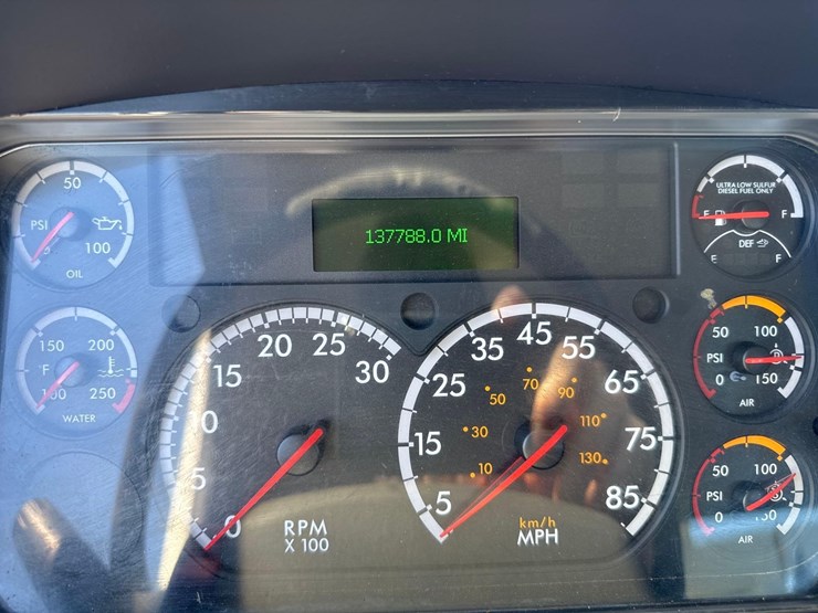 2017-freightliner-m2-s/a-altec-l42m-bucket-truck-image-28