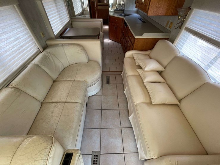 2000-holiday-rambler-"endeavor"-motorhome-(52,465-miles)-image-29